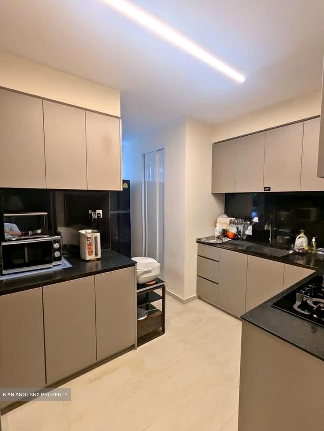 The Florence Residences (D19), Apartment #558657481